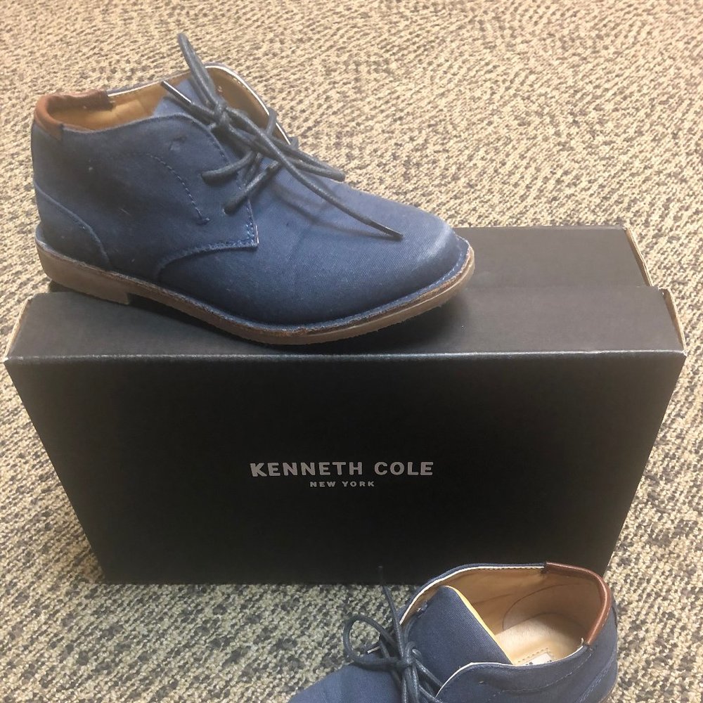 Boys size 13 Kenneth Cole Real Deal in Navy